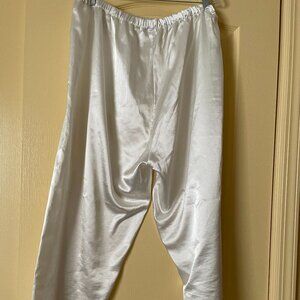 Women's Satin White Pajama Bottoms (2X)